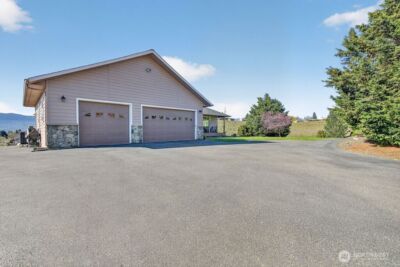 2350 10th Street NE, East Wenatchee, WA 98802 - Photo 28