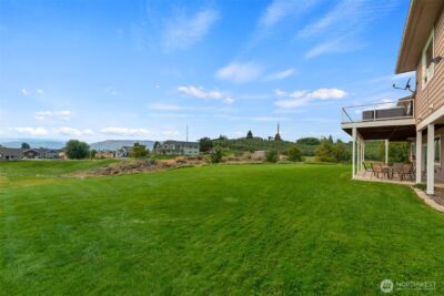 2350 10th Street NE, East Wenatchee, WA 98802 - Photo 6