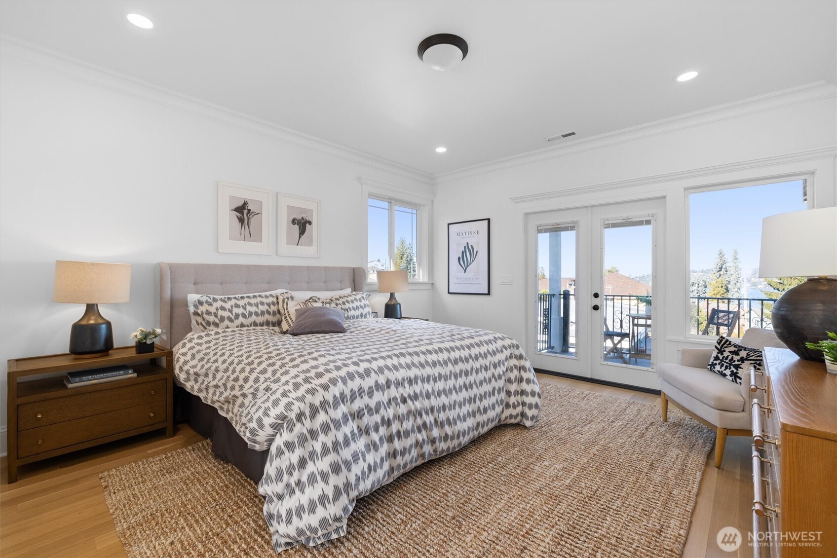 7908 S Lakeridge Drive , Seattle, WA 98178