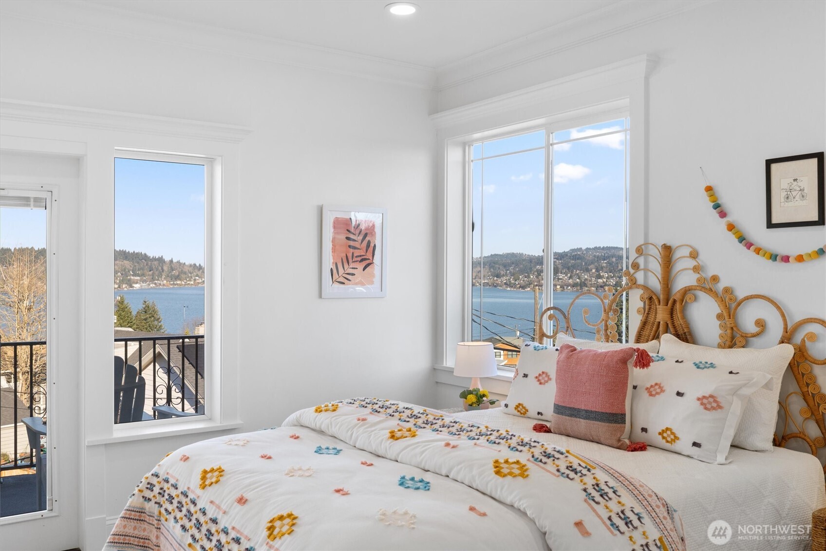 7908 S Lakeridge Drive , Seattle, WA 98178