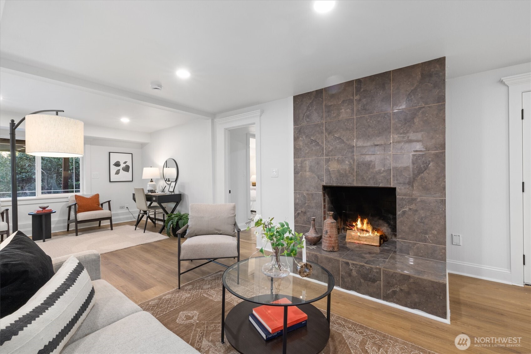 7908 S Lakeridge Drive , Seattle, WA 98178