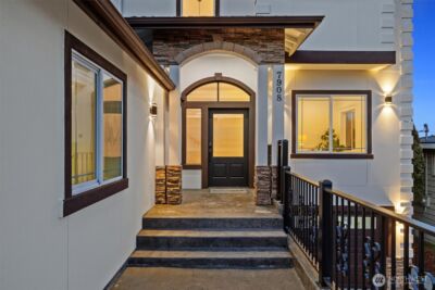 7908 S Lakeridge Drive , Seattle, WA 98178 - Photo 4