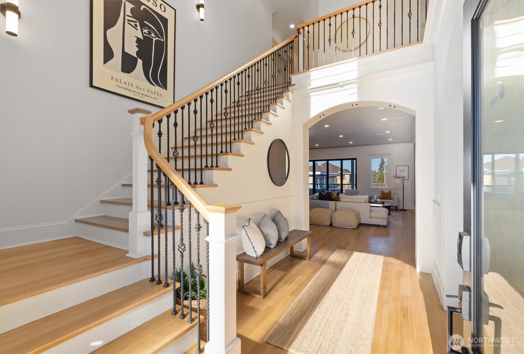 7908 S Lakeridge Drive , Seattle, WA 98178