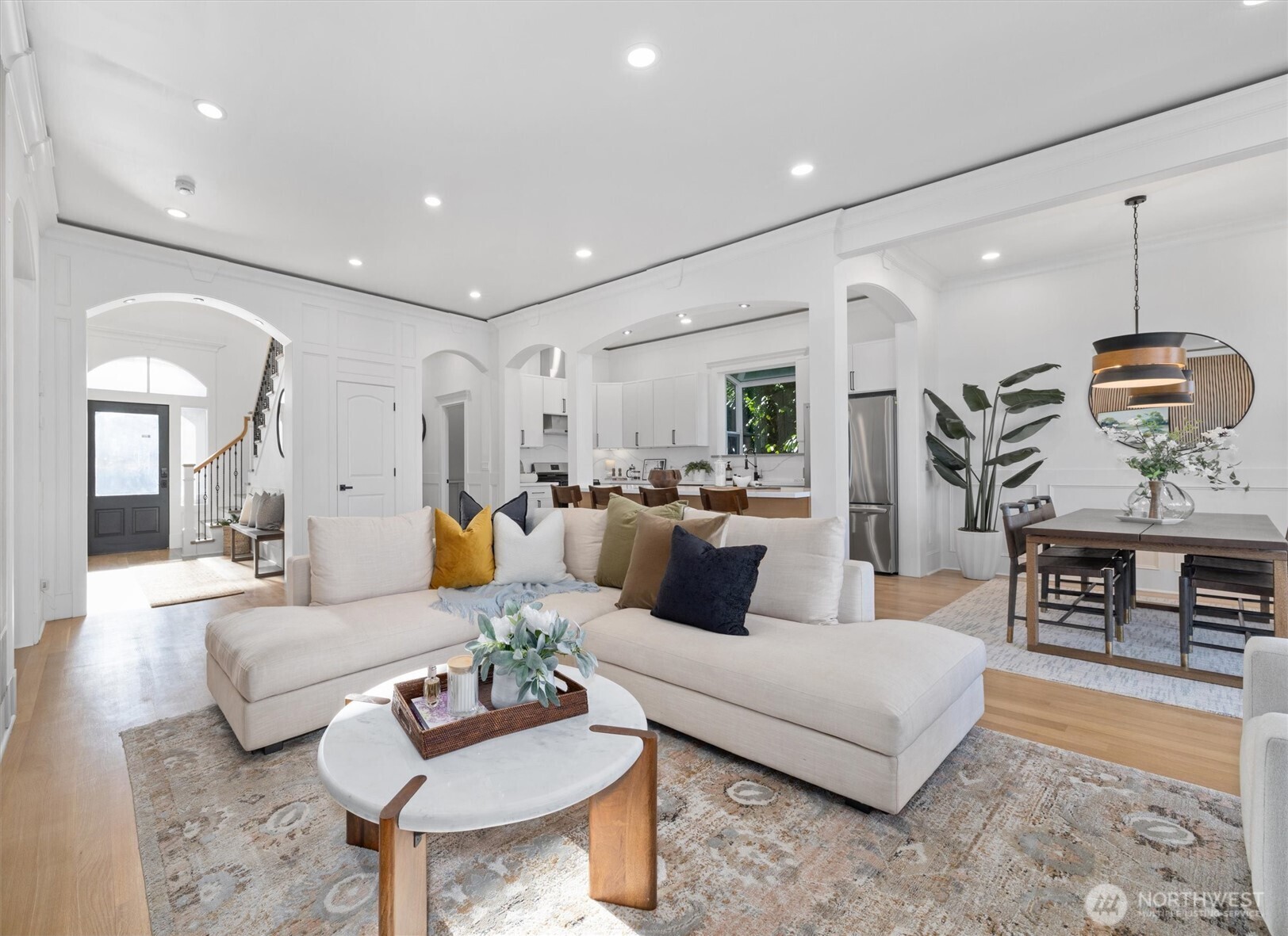 7908 S Lakeridge Drive , Seattle, WA 98178