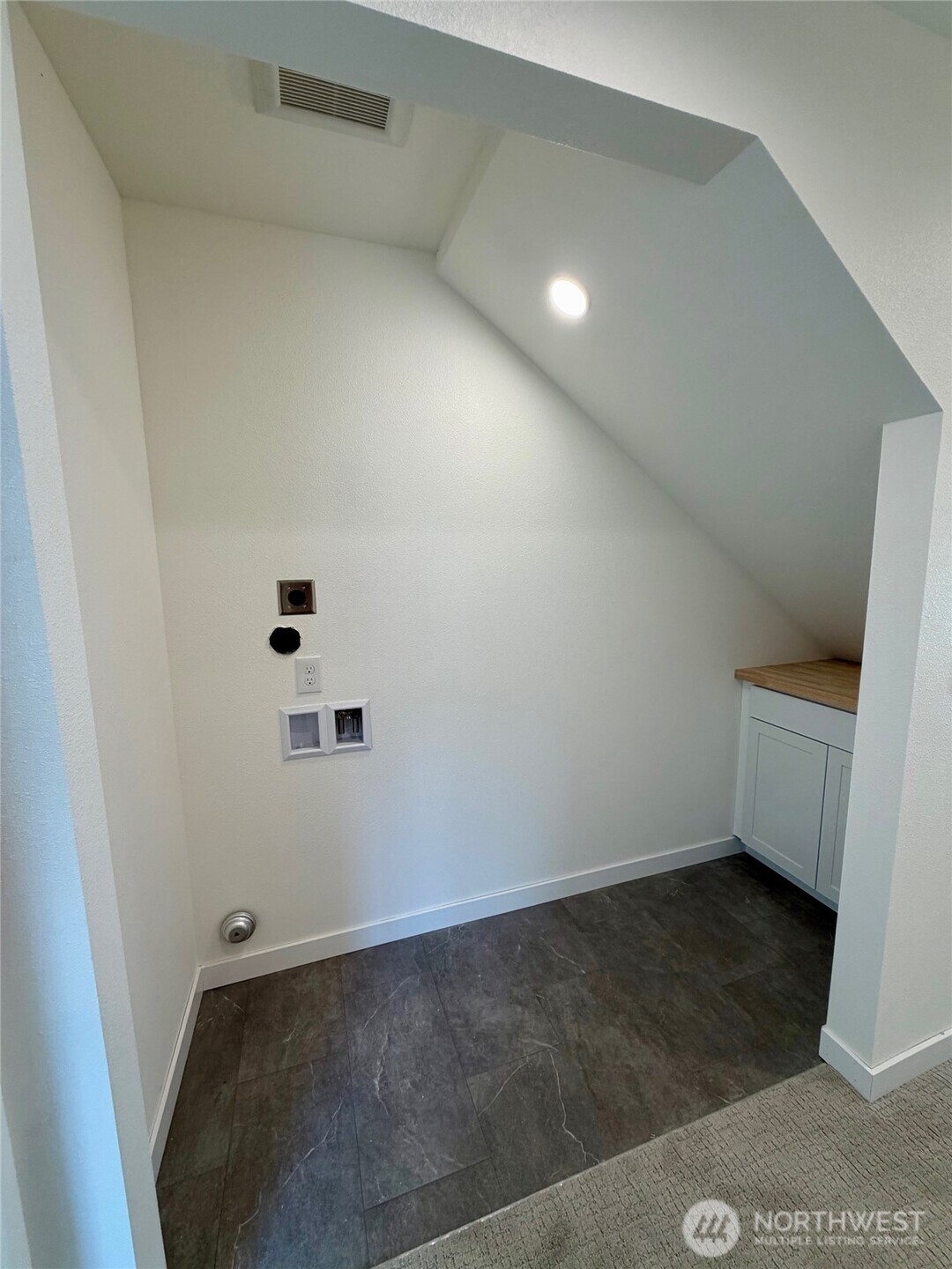 2523 58th Avenue NE, Tacoma, WA 98422