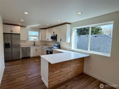 2523 58th Avenue NE, Tacoma, WA 98422 - Photo 3