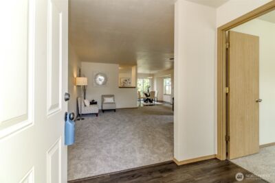 8521 175th Street Ct E, Puyallup, WA 98375 - Photo 2