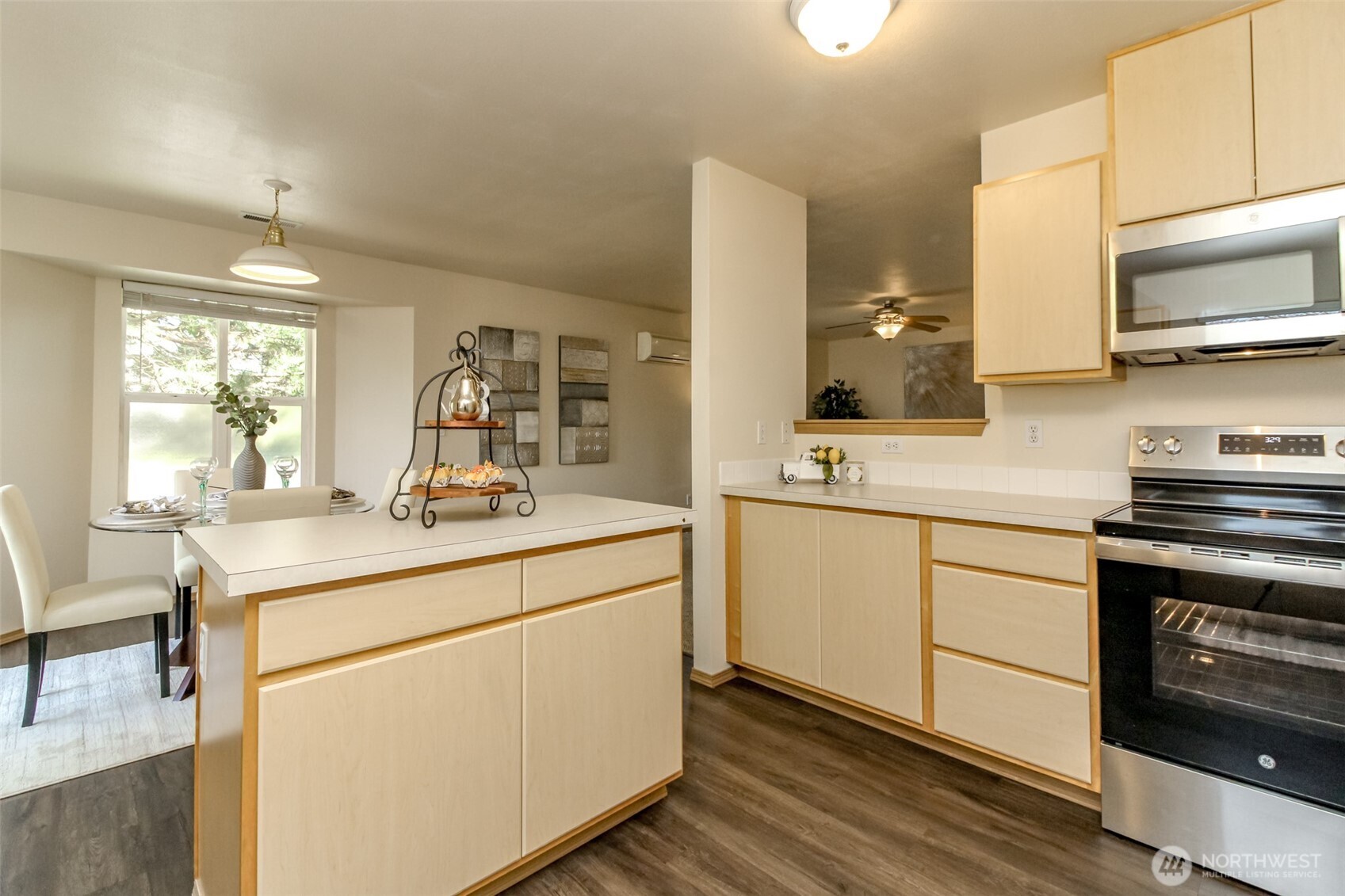 8521 175th Street Ct E, Puyallup, WA 98375