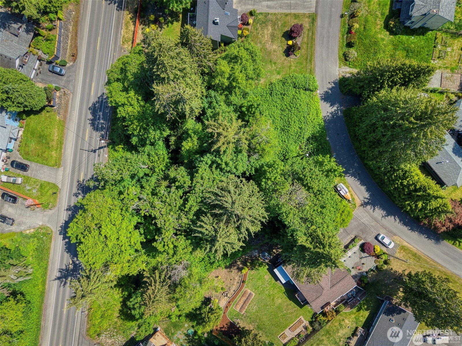 24115 Madura Drive NE, Kingston, WA 98346