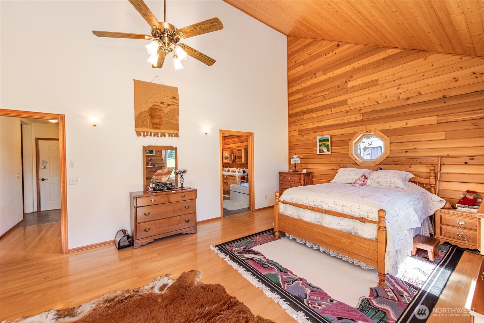 1688 Finn Hall Road , Port Angeles, WA 98362