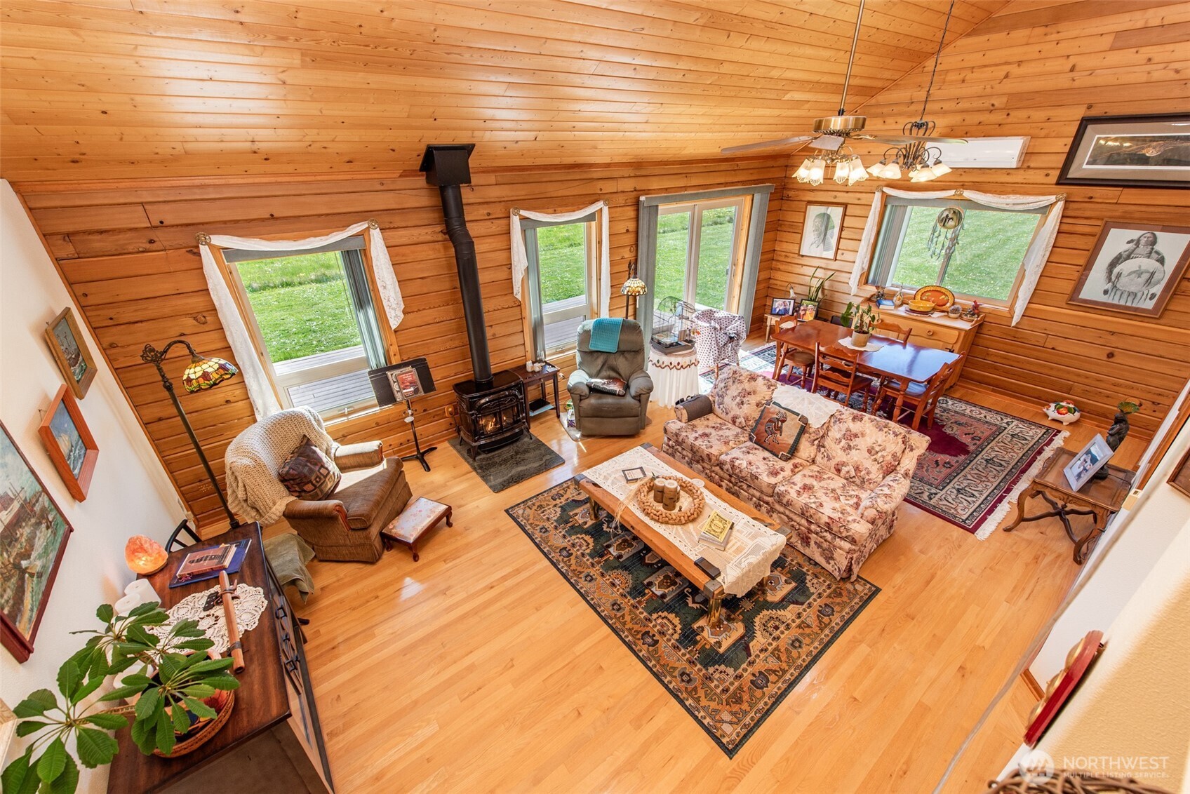 1688 Finn Hall Road , Port Angeles, WA 98362