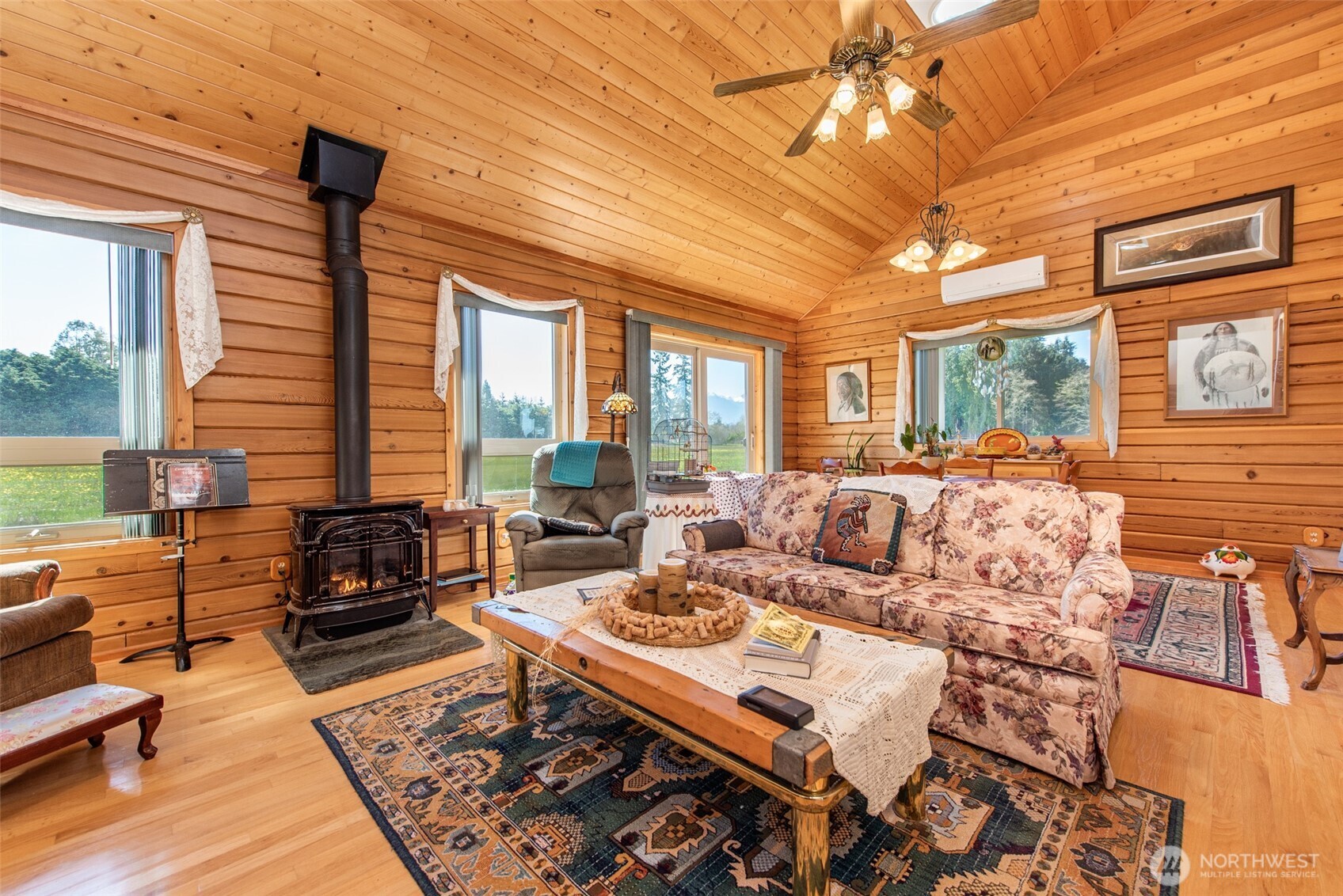 1688 Finn Hall Road , Port Angeles, WA 98362