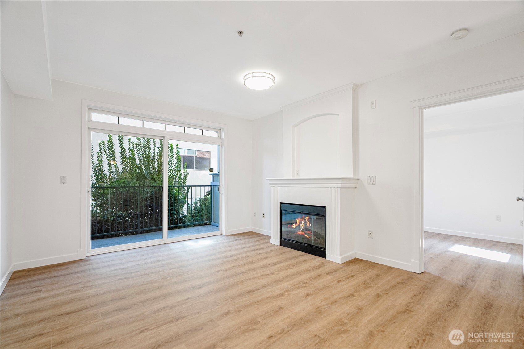 530 4th Avenue W #108, Seattle, WA 98119