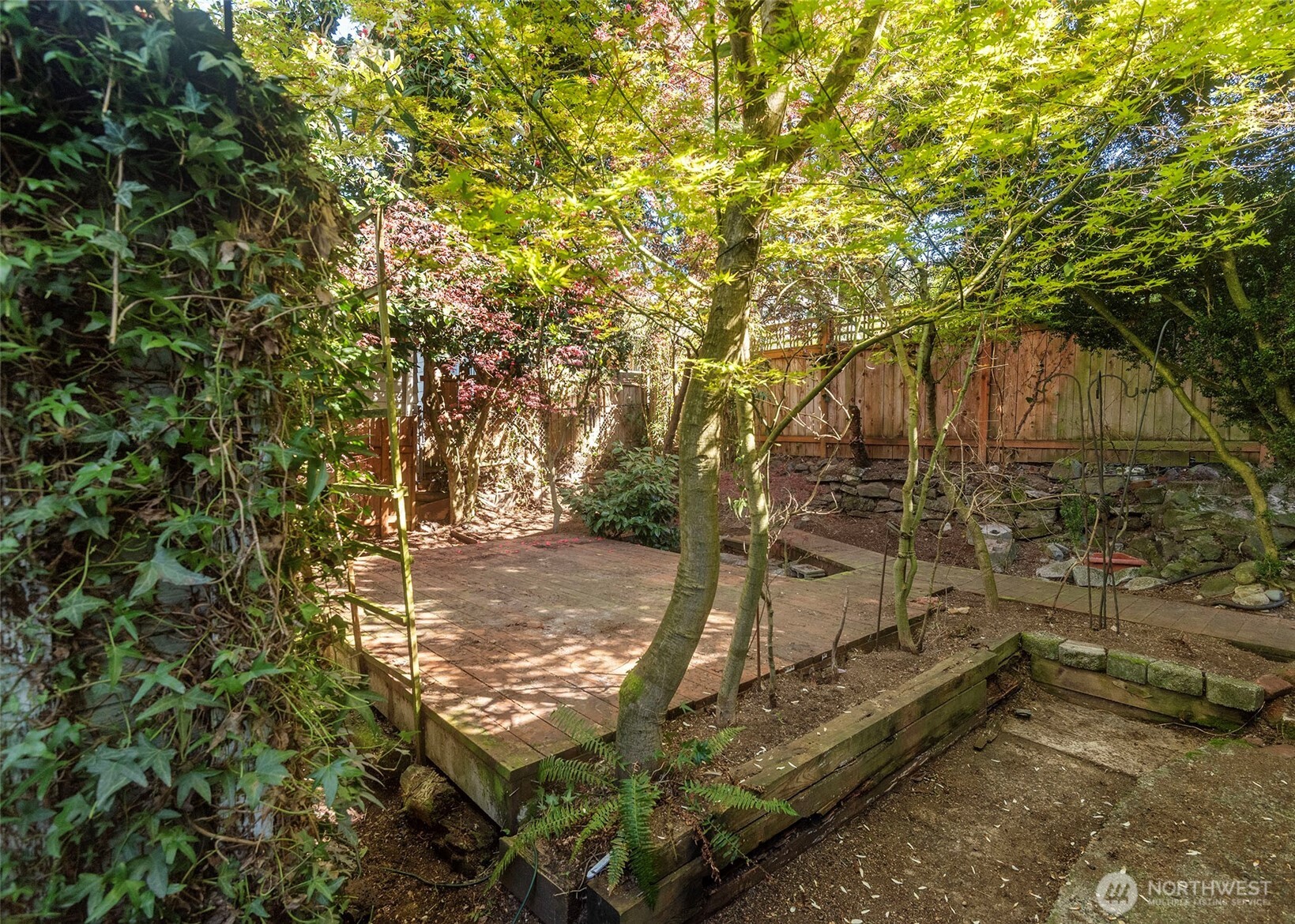 2214 N 60th Street , Seattle, WA 98103