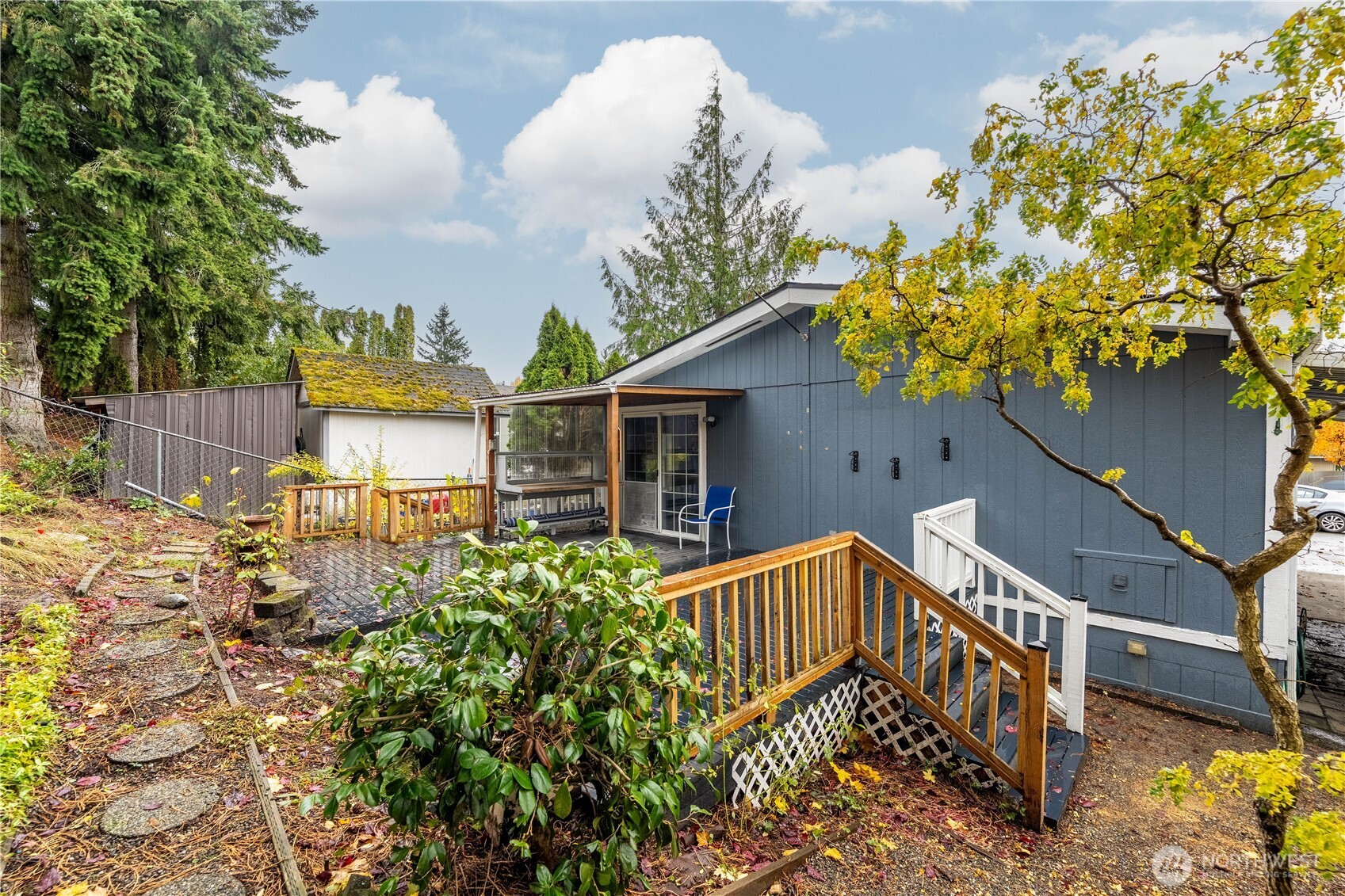 704 87th Avenue NE #2, Lake Stevens, WA 98258-2443
