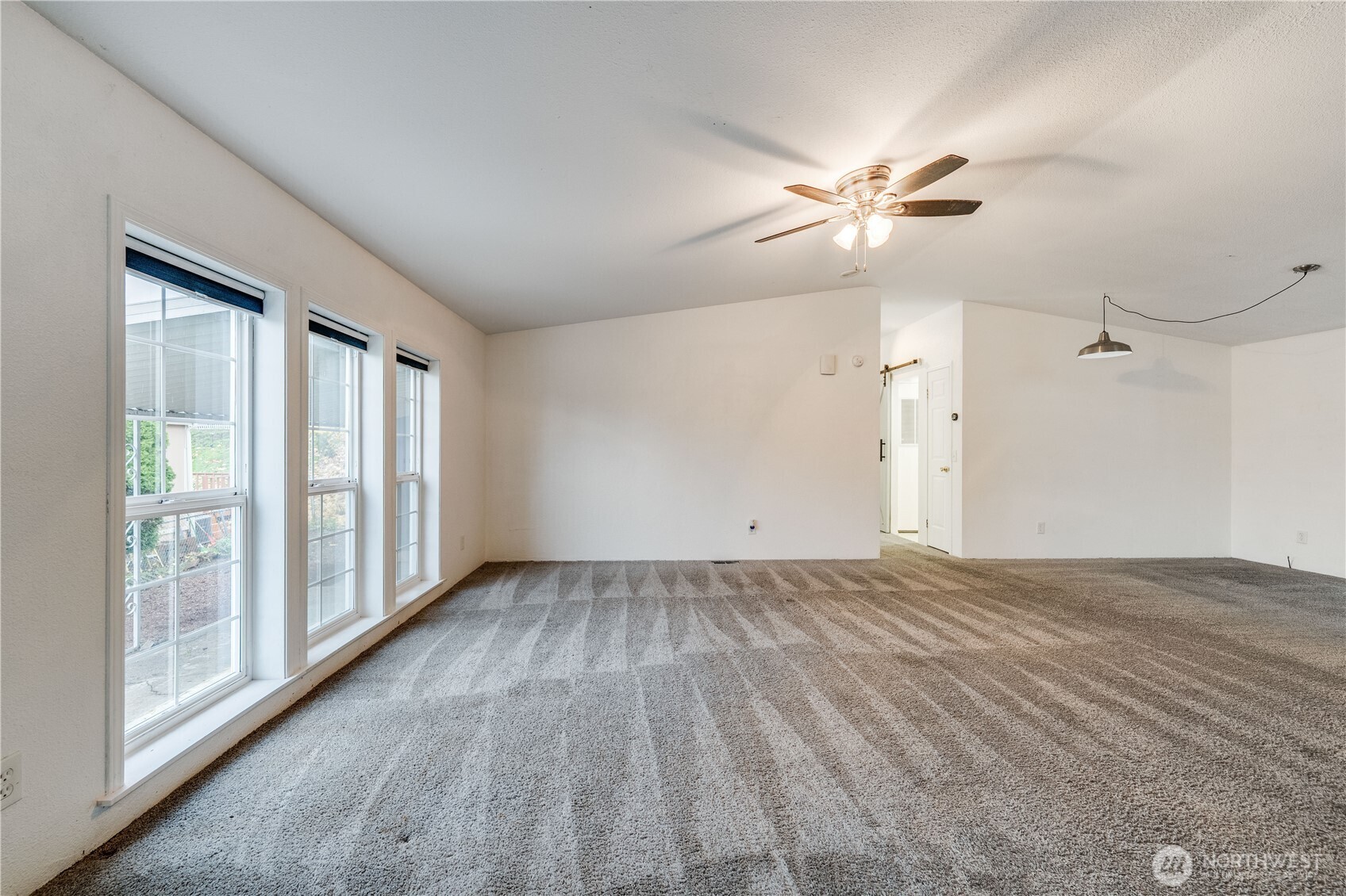 704 87th Avenue NE #2, Lake Stevens, WA 98258-2443