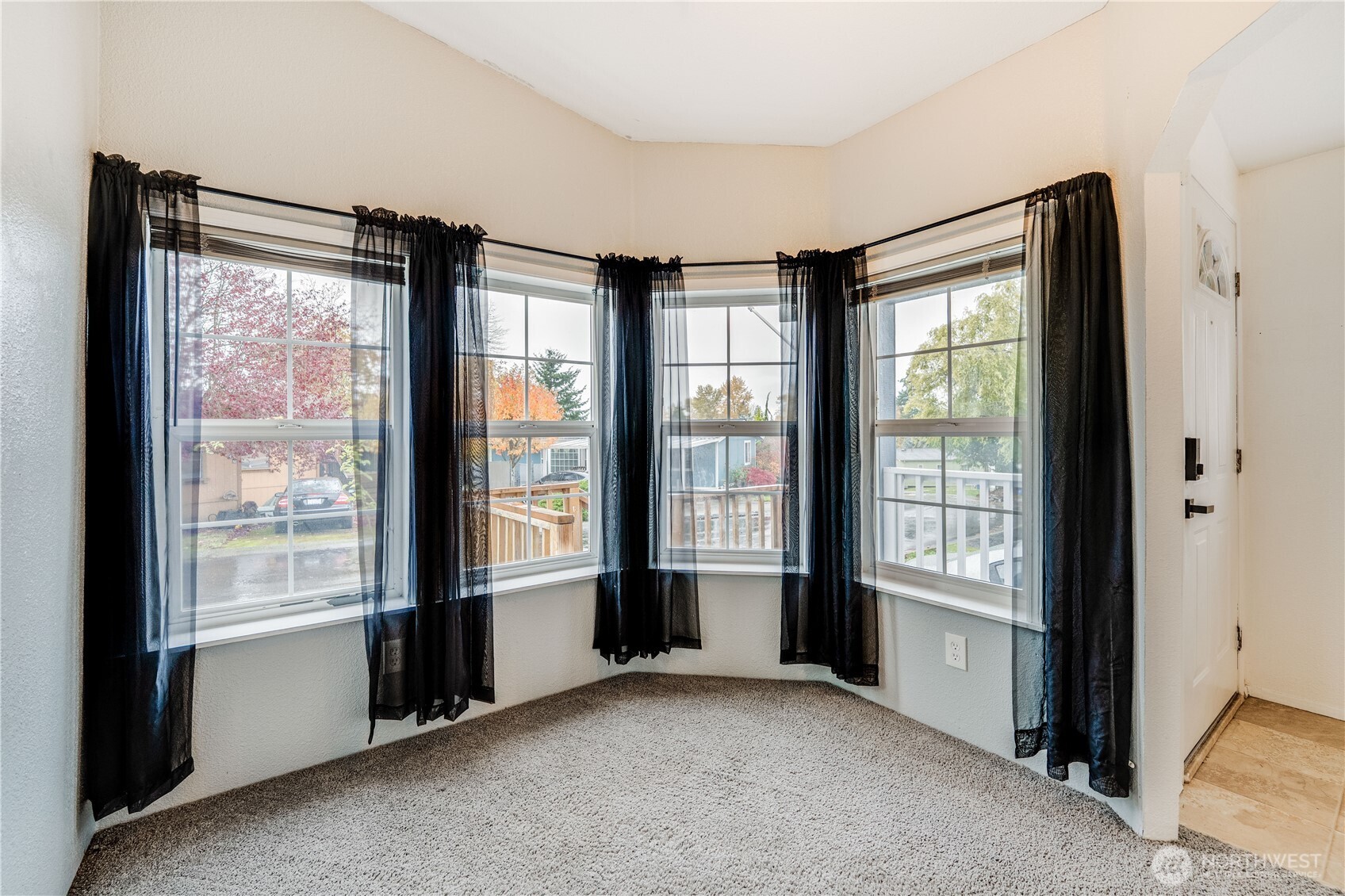 704 87th Avenue NE #2, Lake Stevens, WA 98258-2443