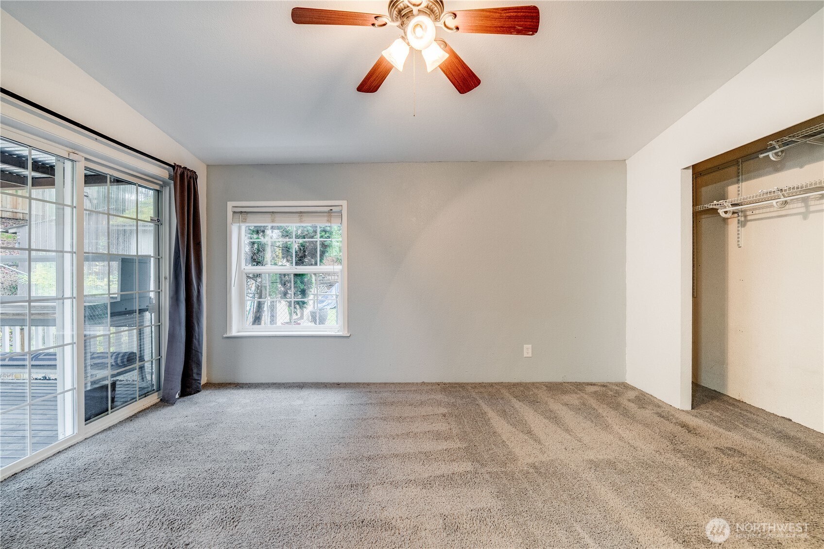 704 87th Avenue NE #2, Lake Stevens, WA 98258-2443