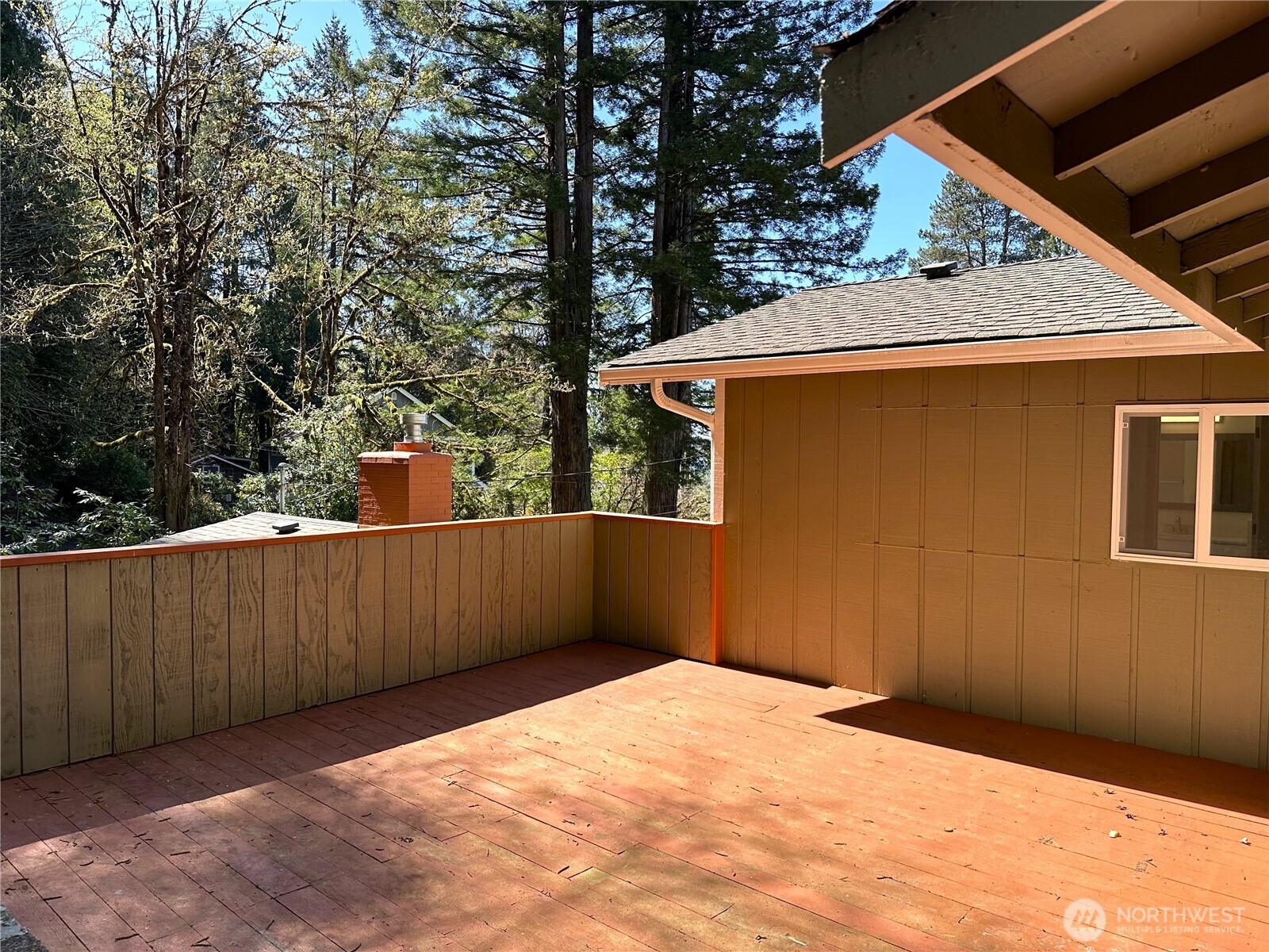 18630 E State Route 106 , Belfair, WA 98528