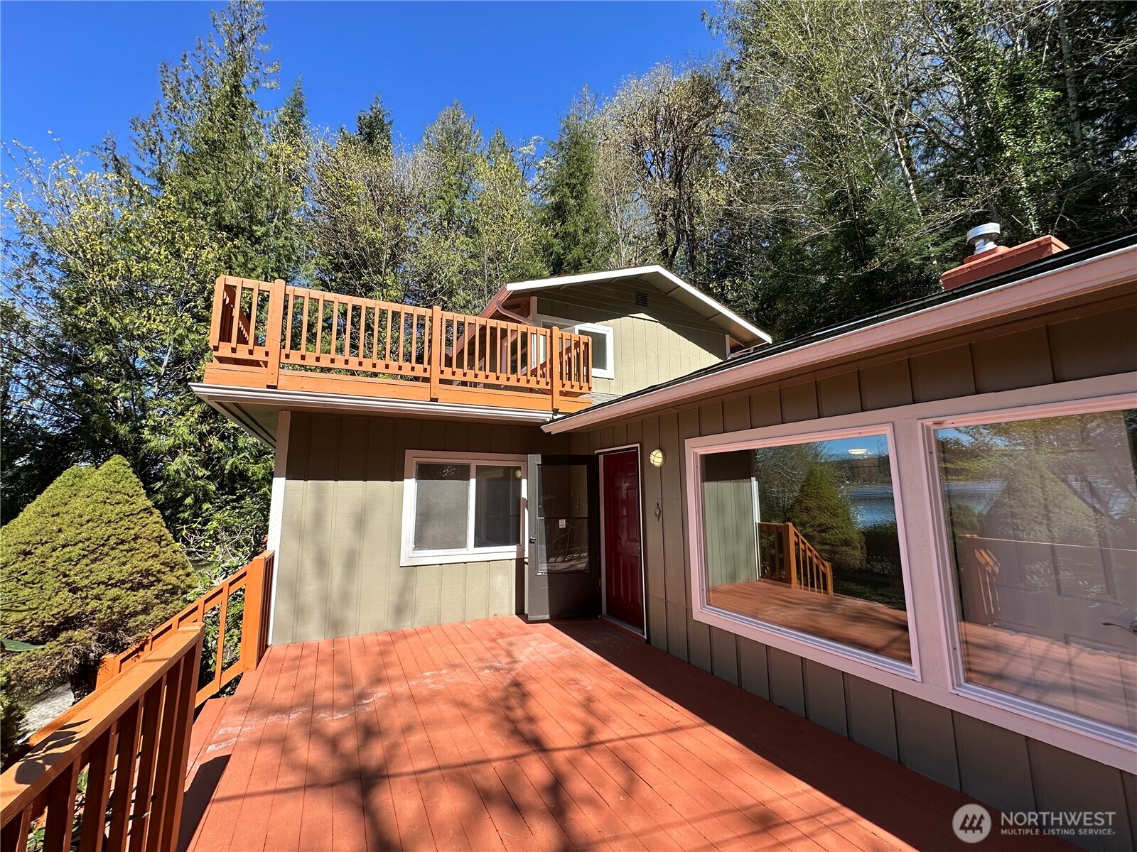 18630 E State Route 106 , Belfair, WA 98528