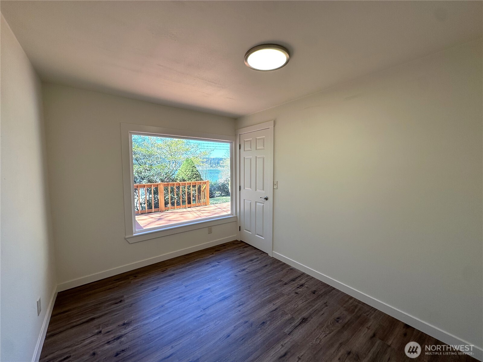 18630 E State Route 106 , Belfair, WA 98528