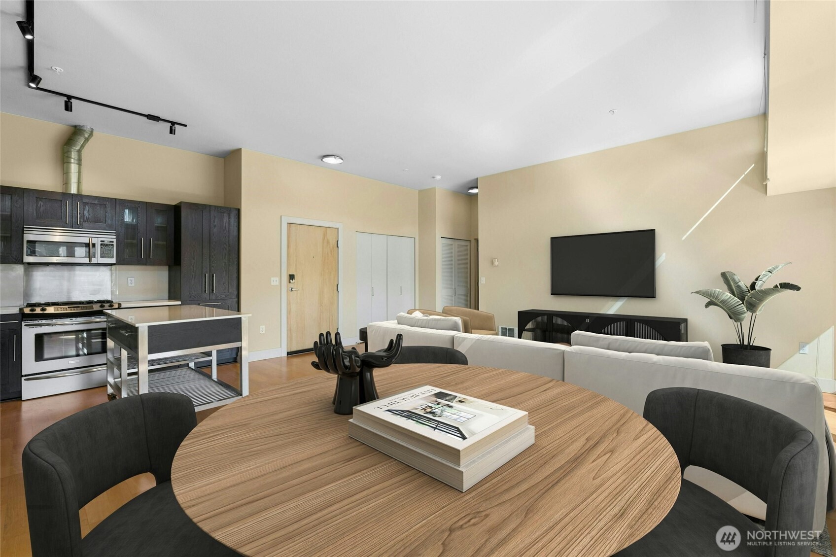 530 Broadway E #325, Seattle, WA 98102