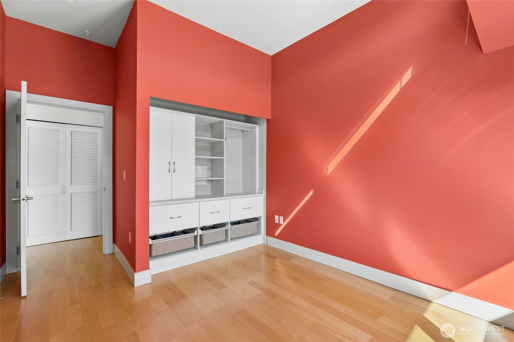 530 Broadway E #325, Seattle, WA 98102