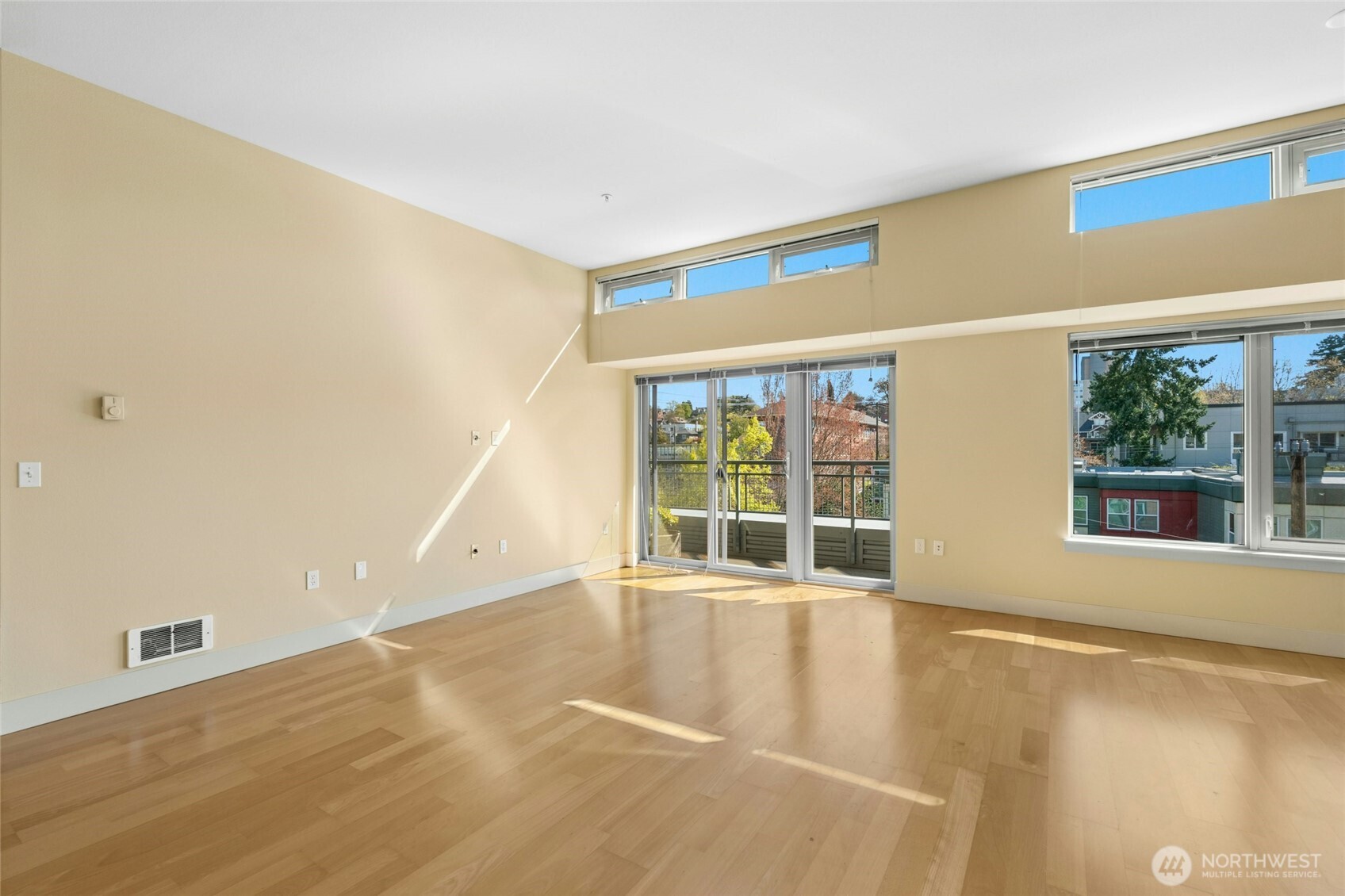 530 Broadway E #325, Seattle, WA 98102