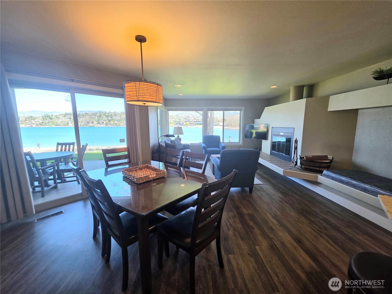 1 Beach 578-F , Manson, WA 98831
