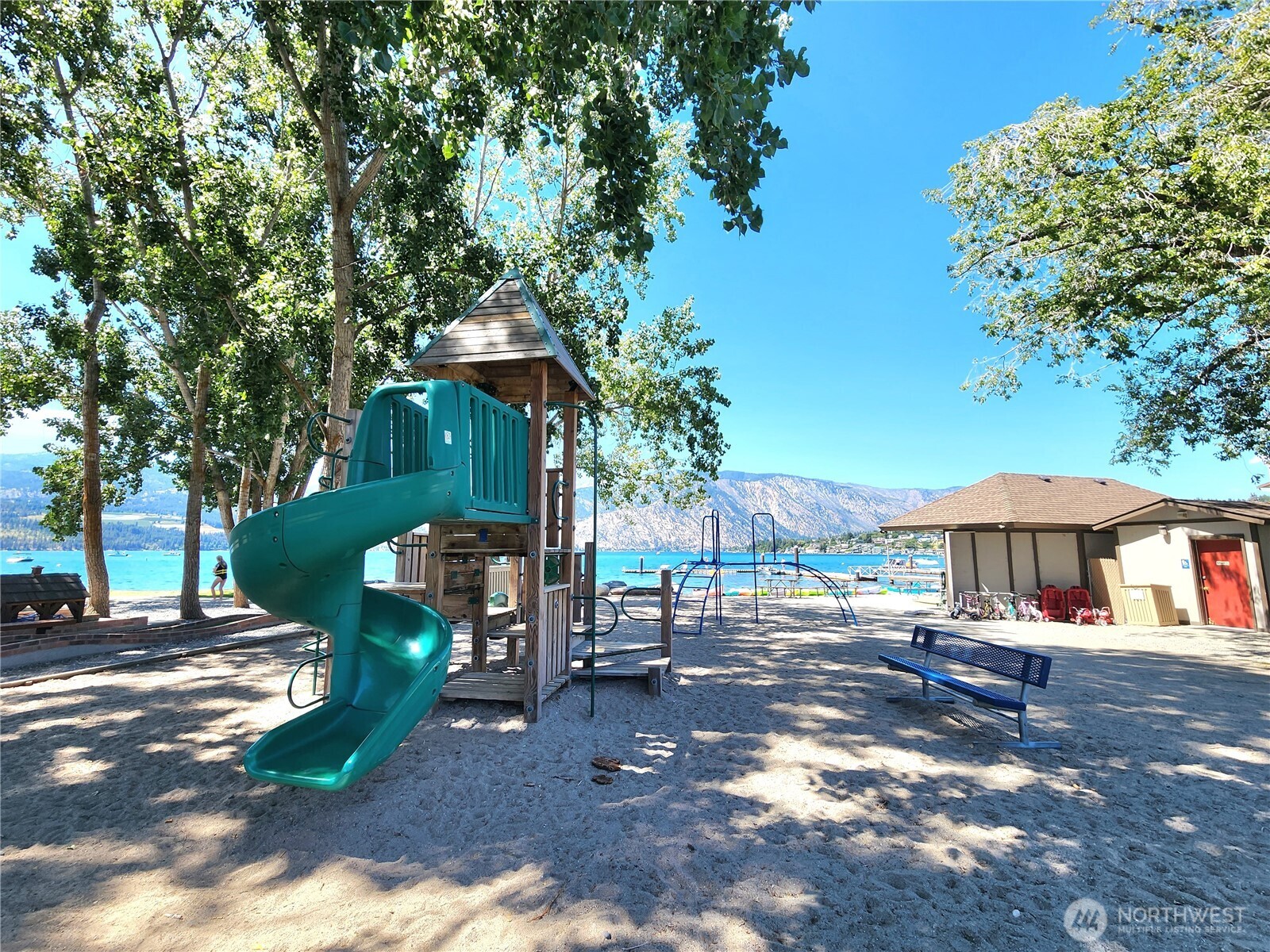 1 Beach 578-F , Manson, WA 98831