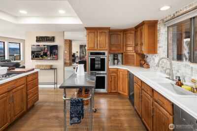 306 Seneca Place NW, Renton, WA 98057 - Photo 8
