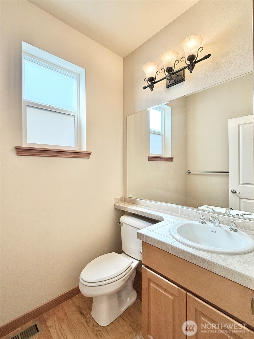 3727 134th Place SW, Lynnwood, WA 98087