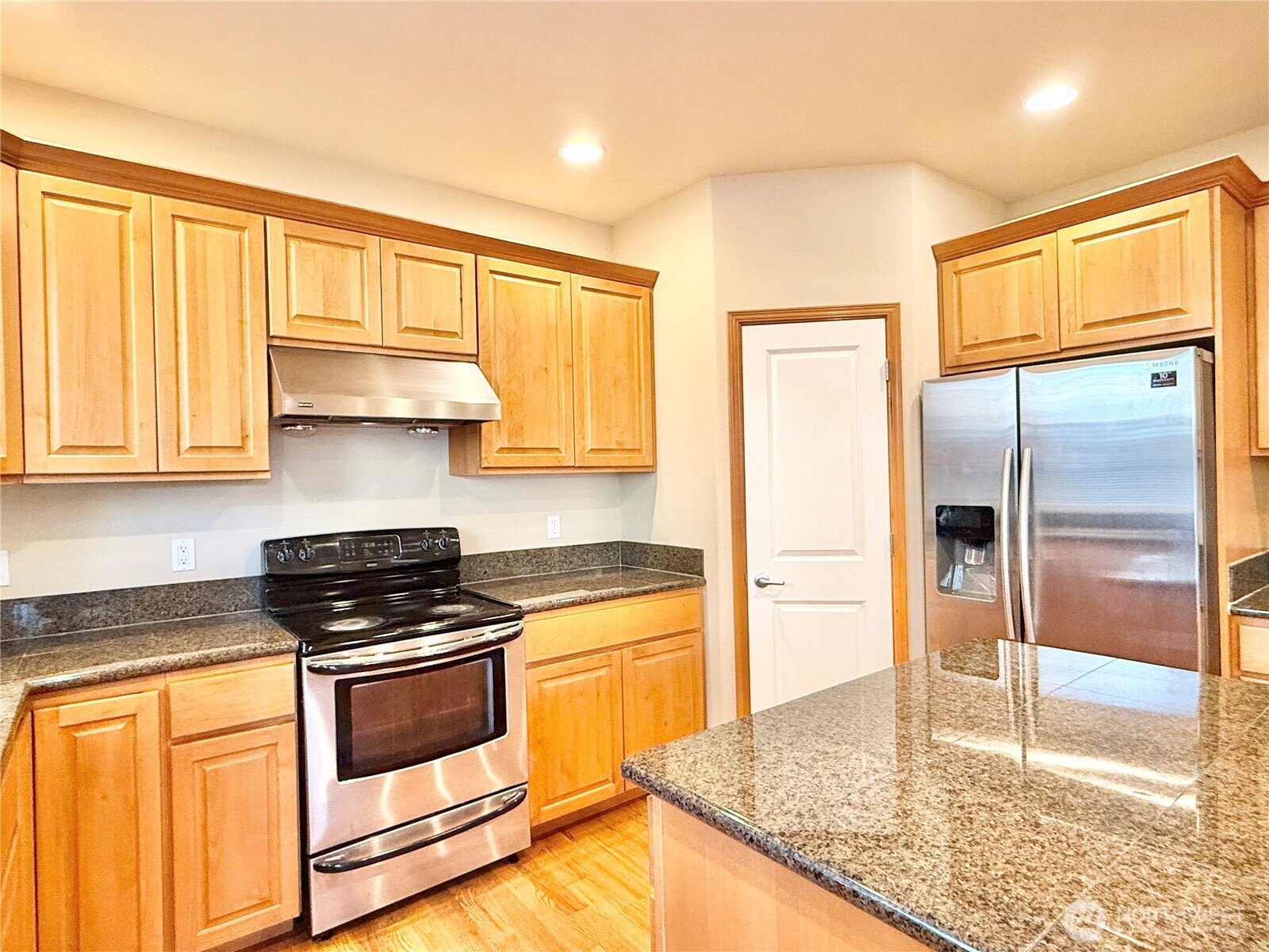 3727 134th Place SW, Lynnwood, WA 98087