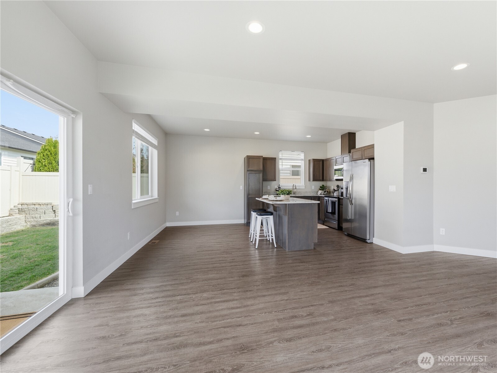 2263 S Melody Lane , East Wenatchee, WA 98802