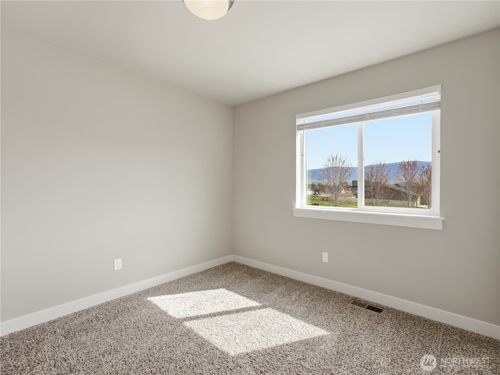 2263 S Melody Lane , East Wenatchee, WA 98802