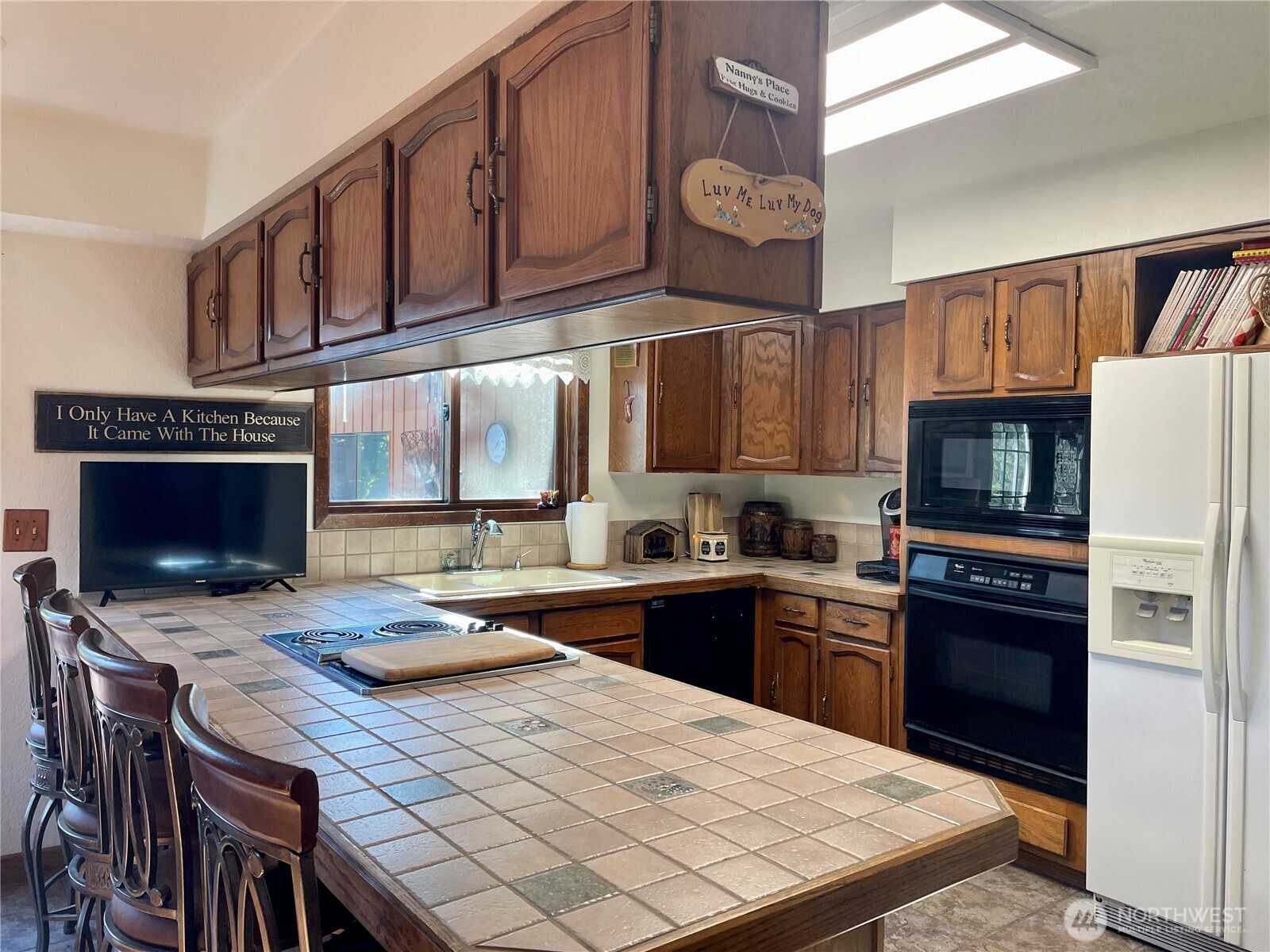 14 Hahn Road , Omak, WA 98841