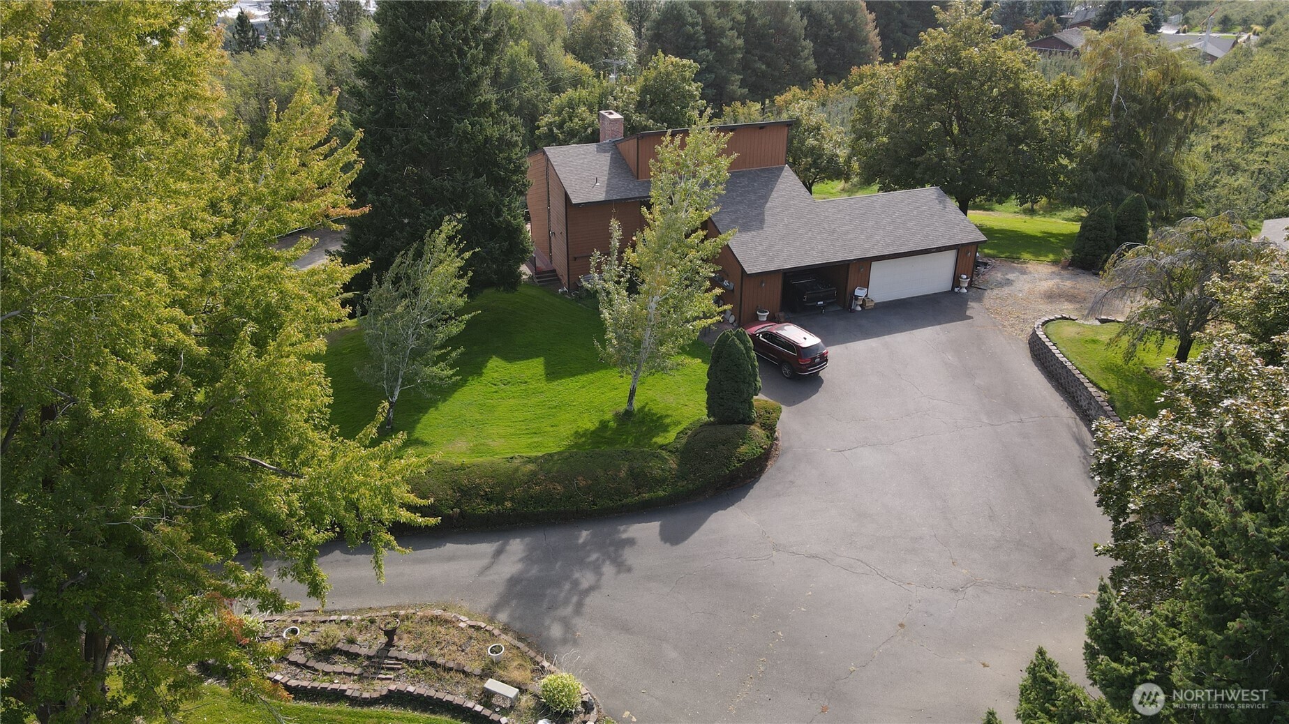 14 Hahn Road , Omak, WA 98841