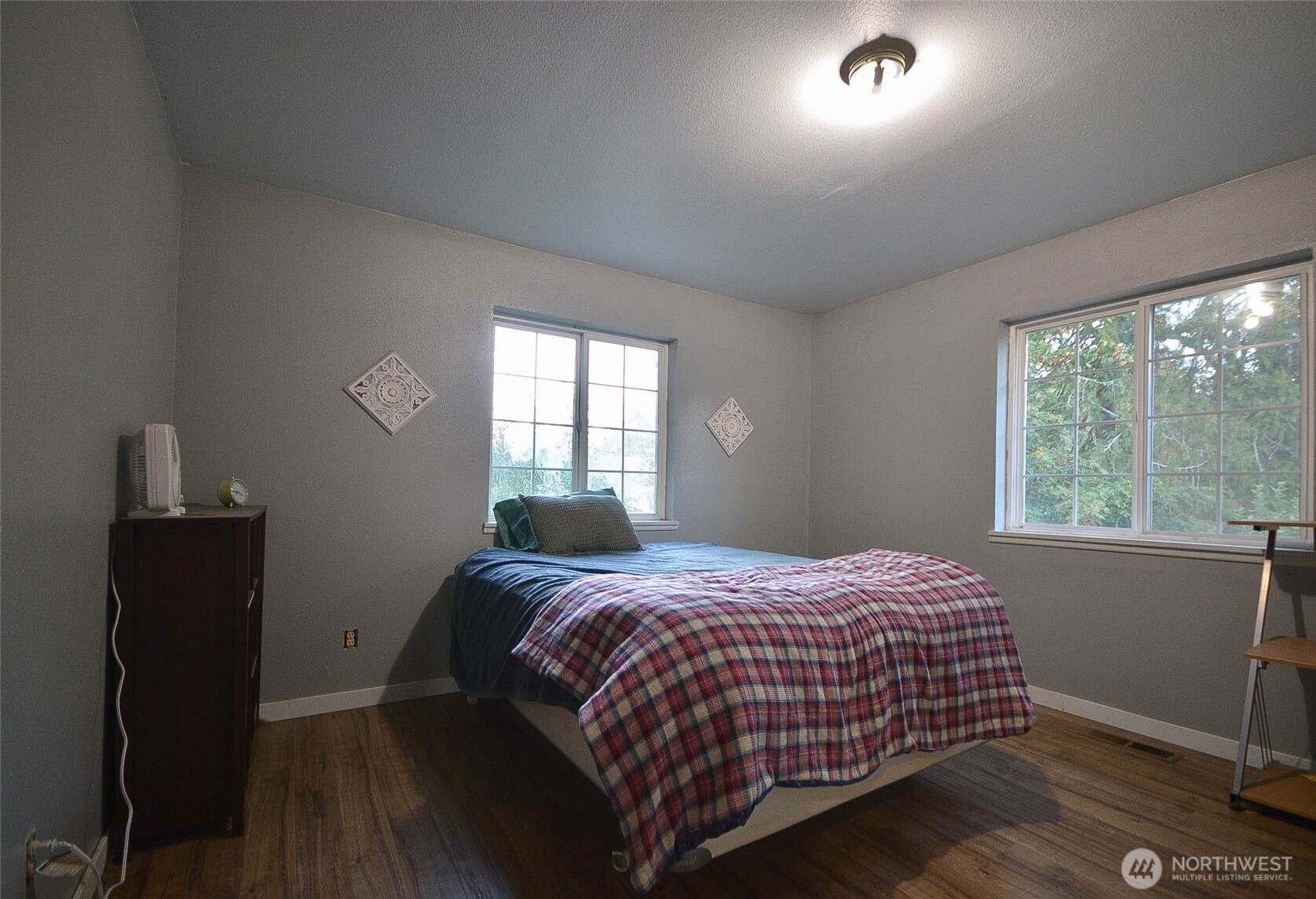 210 Brooklyn Road , Oakville, WA 98568-9715