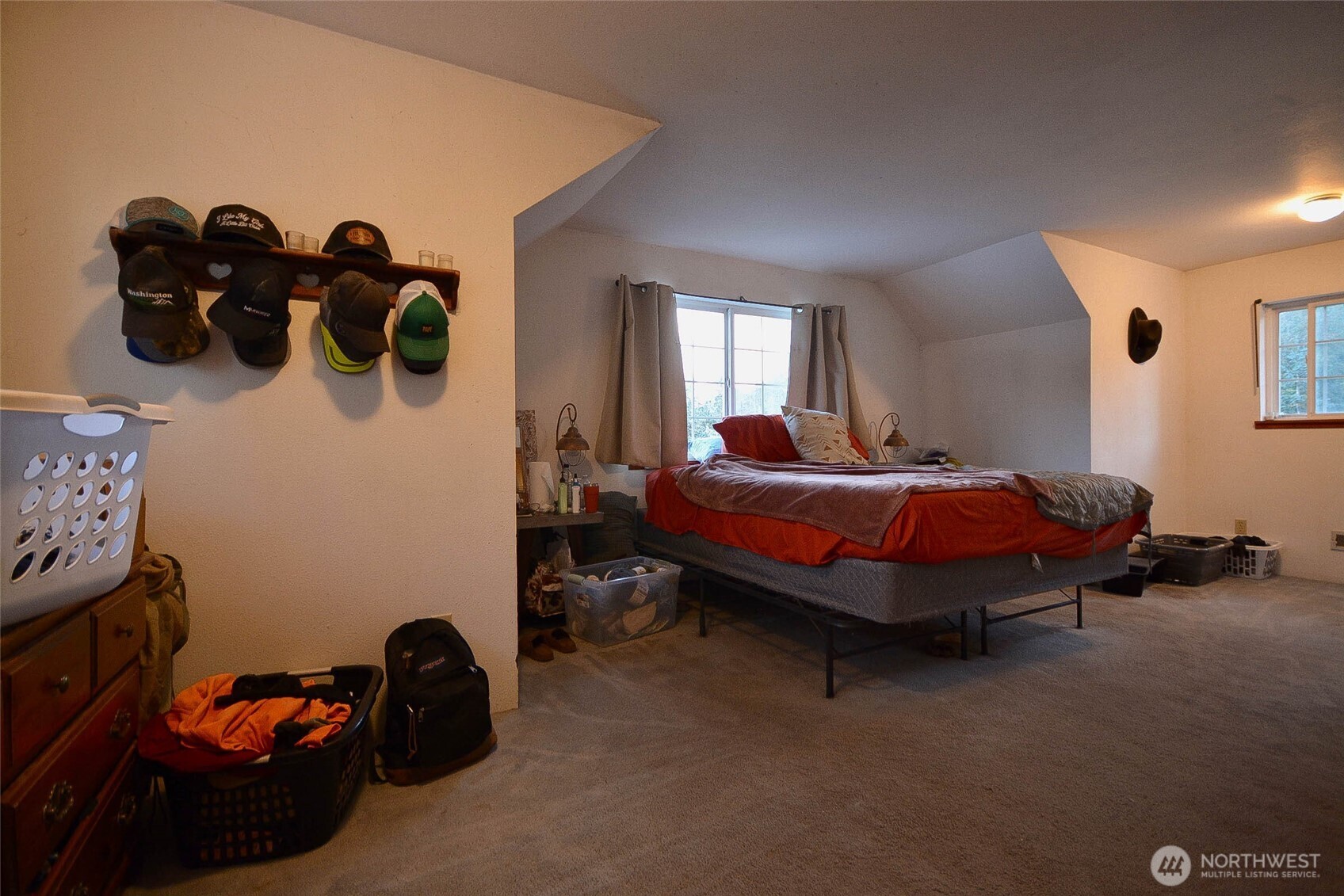 210 Brooklyn Road , Oakville, WA 98568-9715