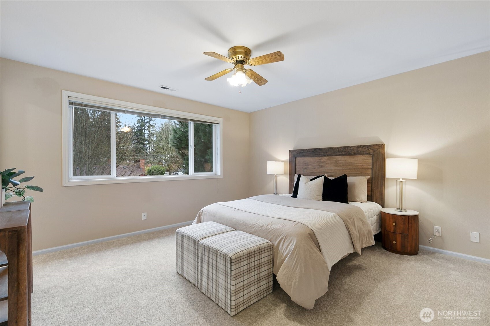 2801 NE 130th Street #C102, Seattle, WA 98125