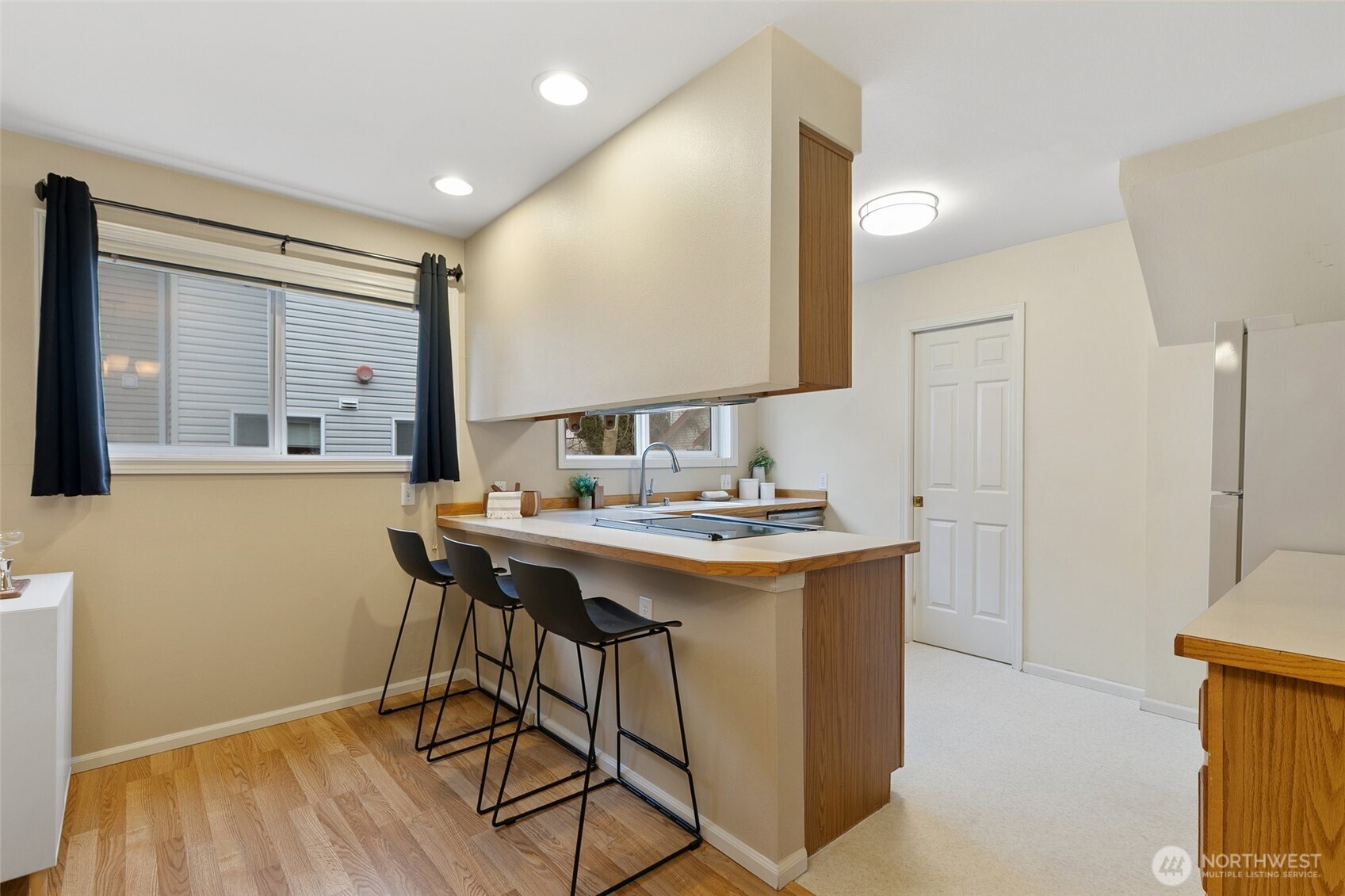 2801 NE 130th Street #C102, Seattle, WA 98125