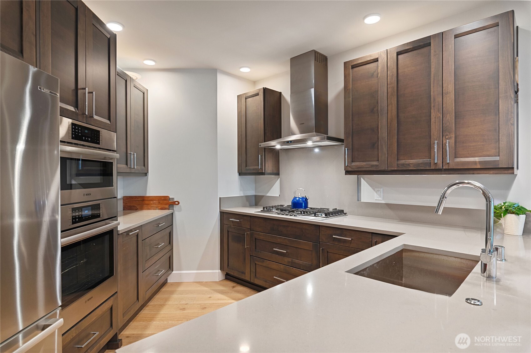 4907 Main Street #702, Tacoma, WA 98407