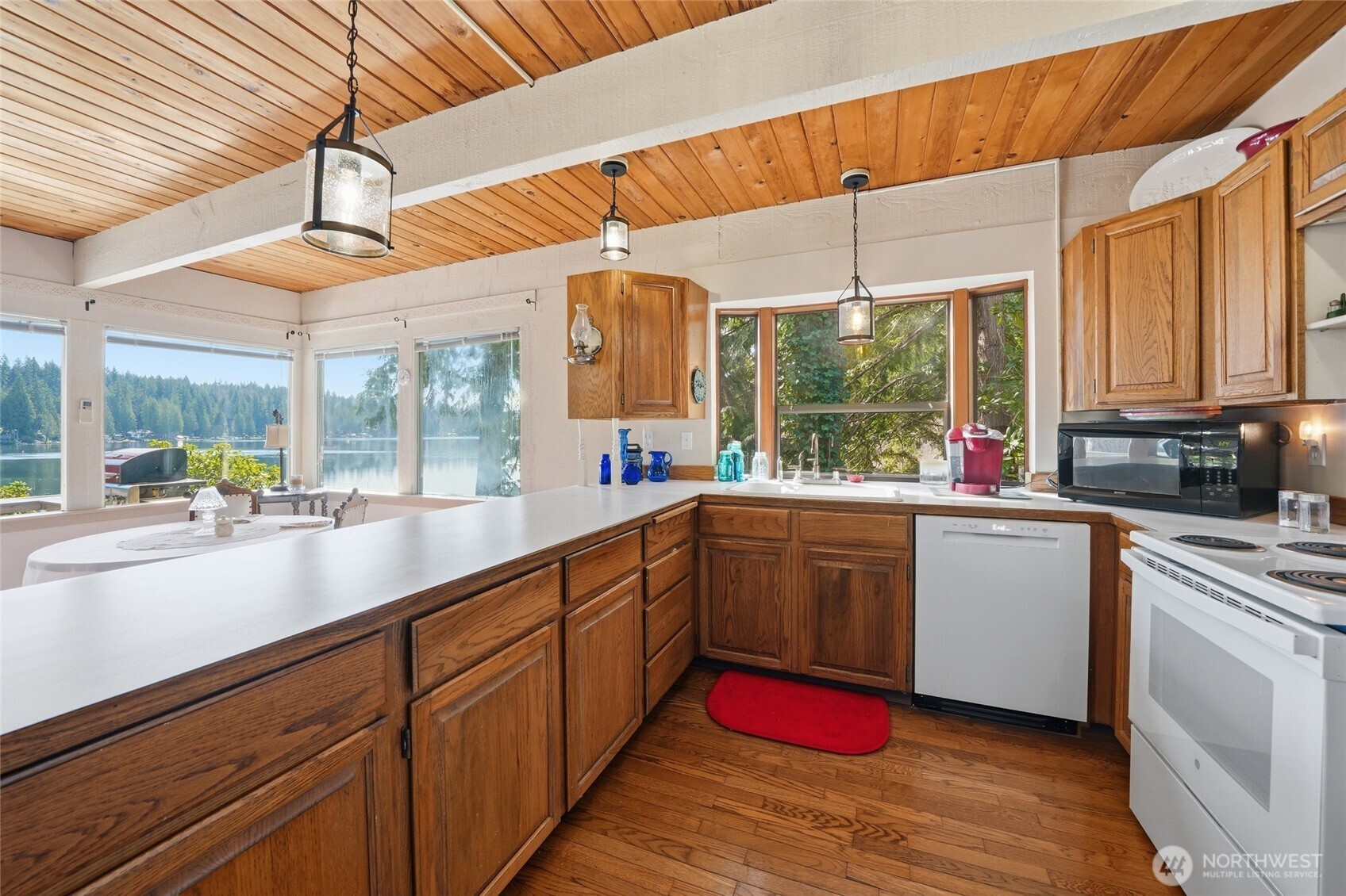 231 NW Lake Roesiger Road , Snohomish, WA 98290