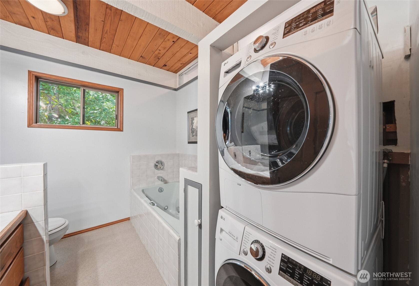 231 NW Lake Roesiger Road , Snohomish, WA 98290