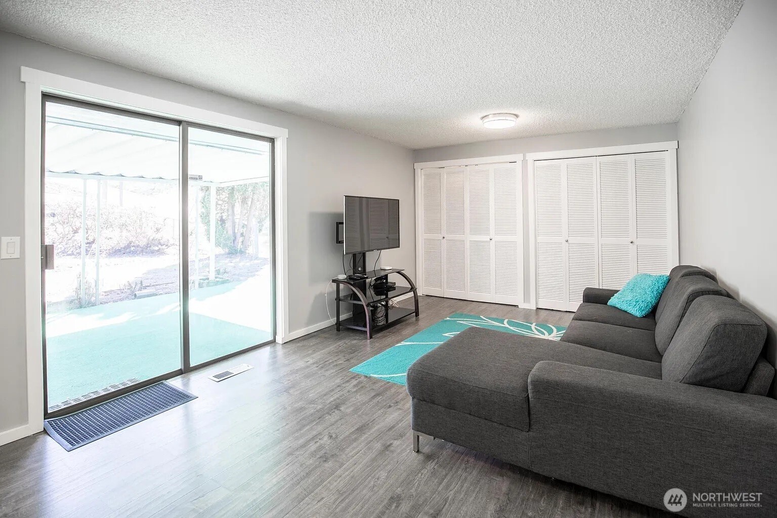 8036 & 8038 116th Avenue SE, Newcastle, WA 98056