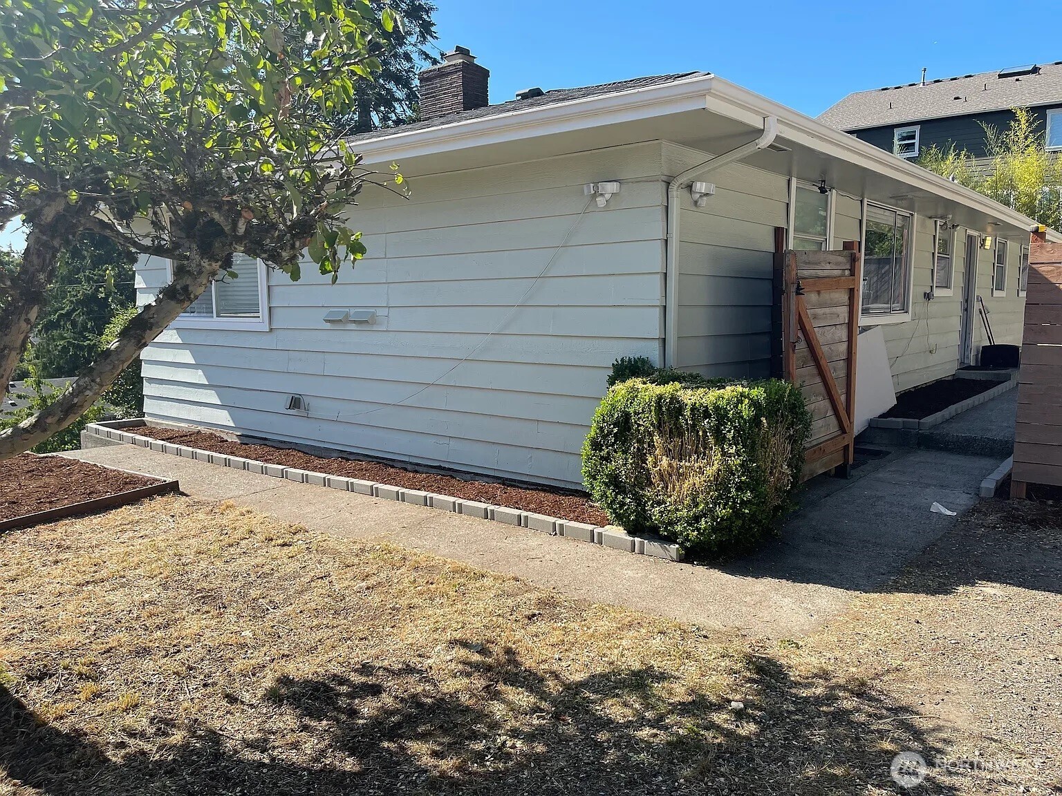 8036 & 8038 116th Avenue SE, Newcastle, WA 98056