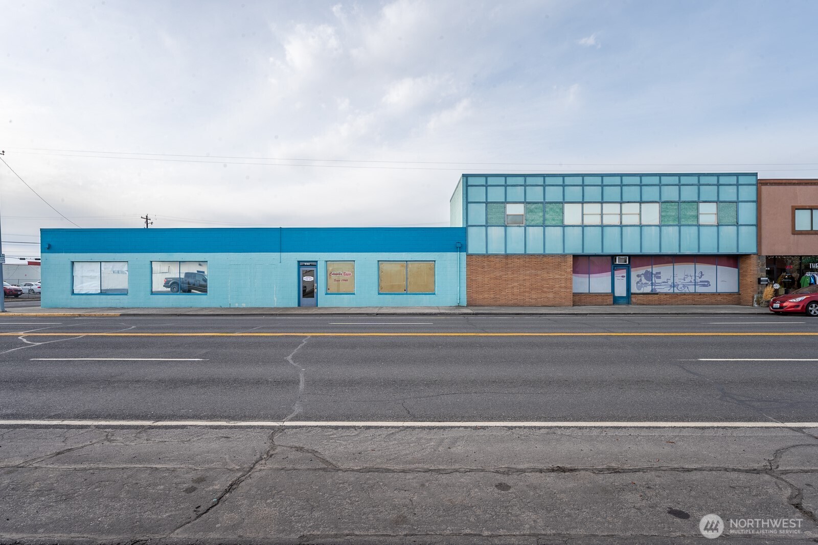 612 W 3rd Avenue , Moses Lake, WA 98837