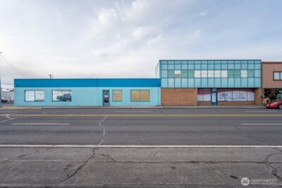 612 W 3rd Avenue , Moses Lake, WA 98837