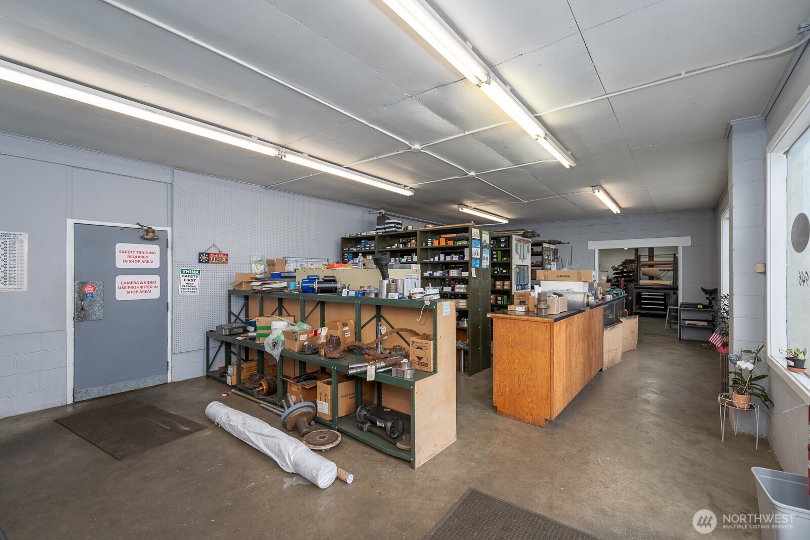 612 W 3rd Avenue , Moses Lake, WA 98837