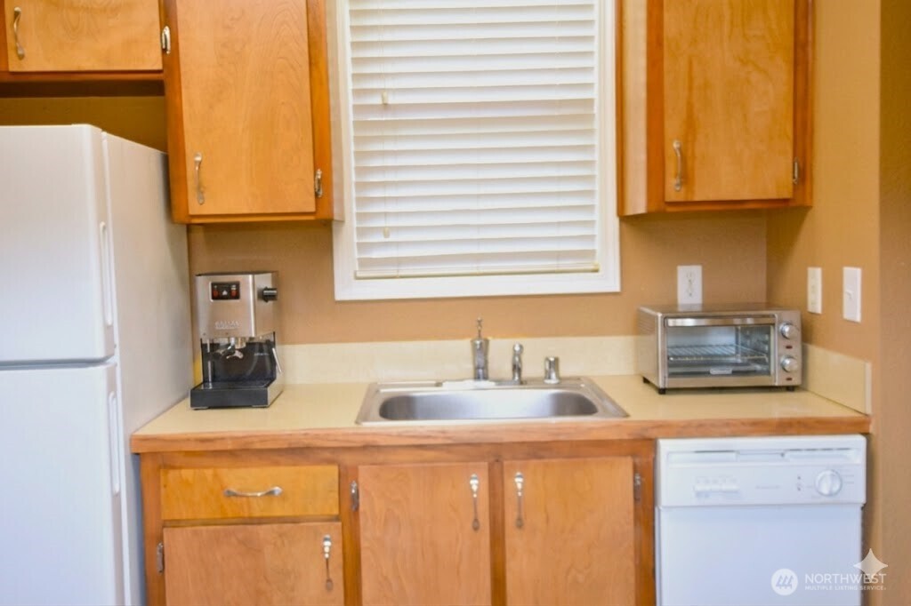 2629 Rucker Ave. #3, Everett, WA 98201
